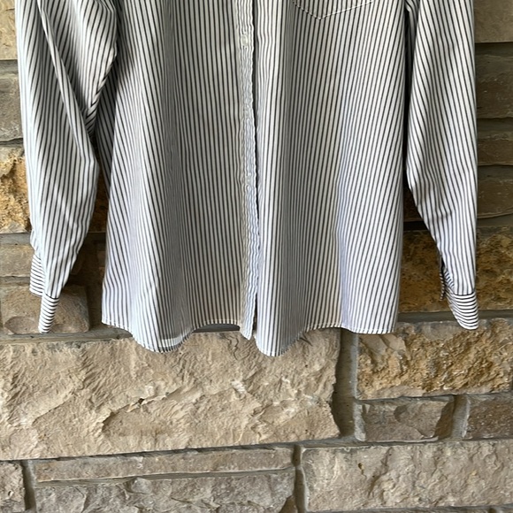 Vintage Napa Valley White Button Down Shirt with Black Vertical Stripes Large - Picture 8 of 15